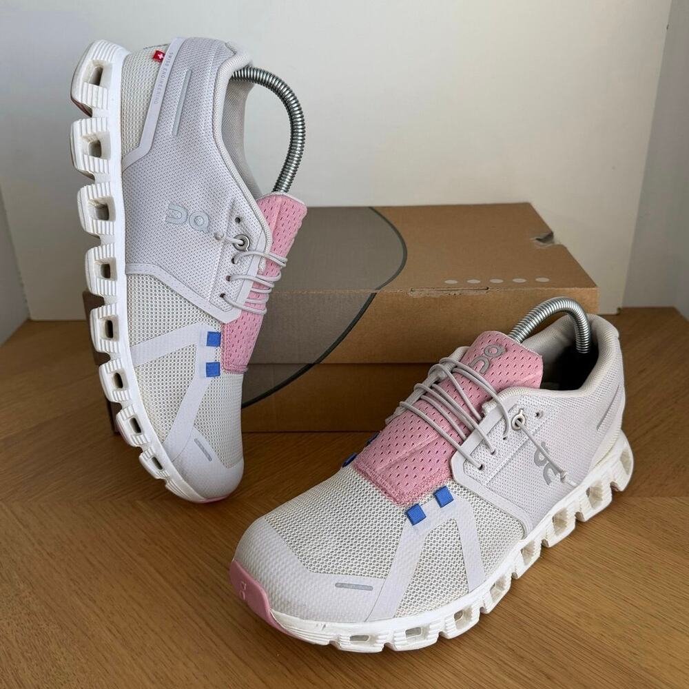On Cloud 5 ‘Ivory Blossom’ Women Running Sneakers- SZ 10